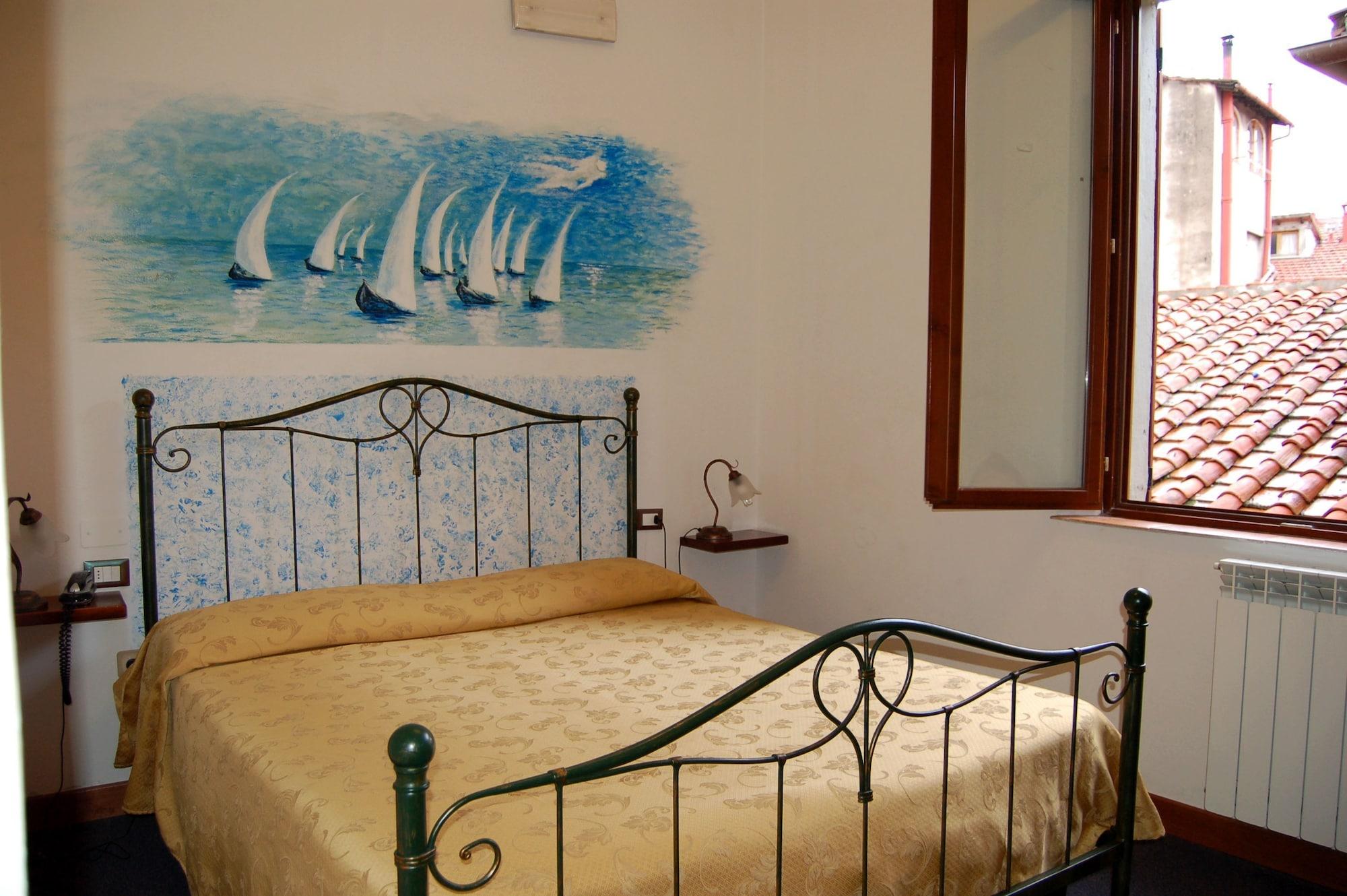 Hotel Leonardo Pisa Camera foto