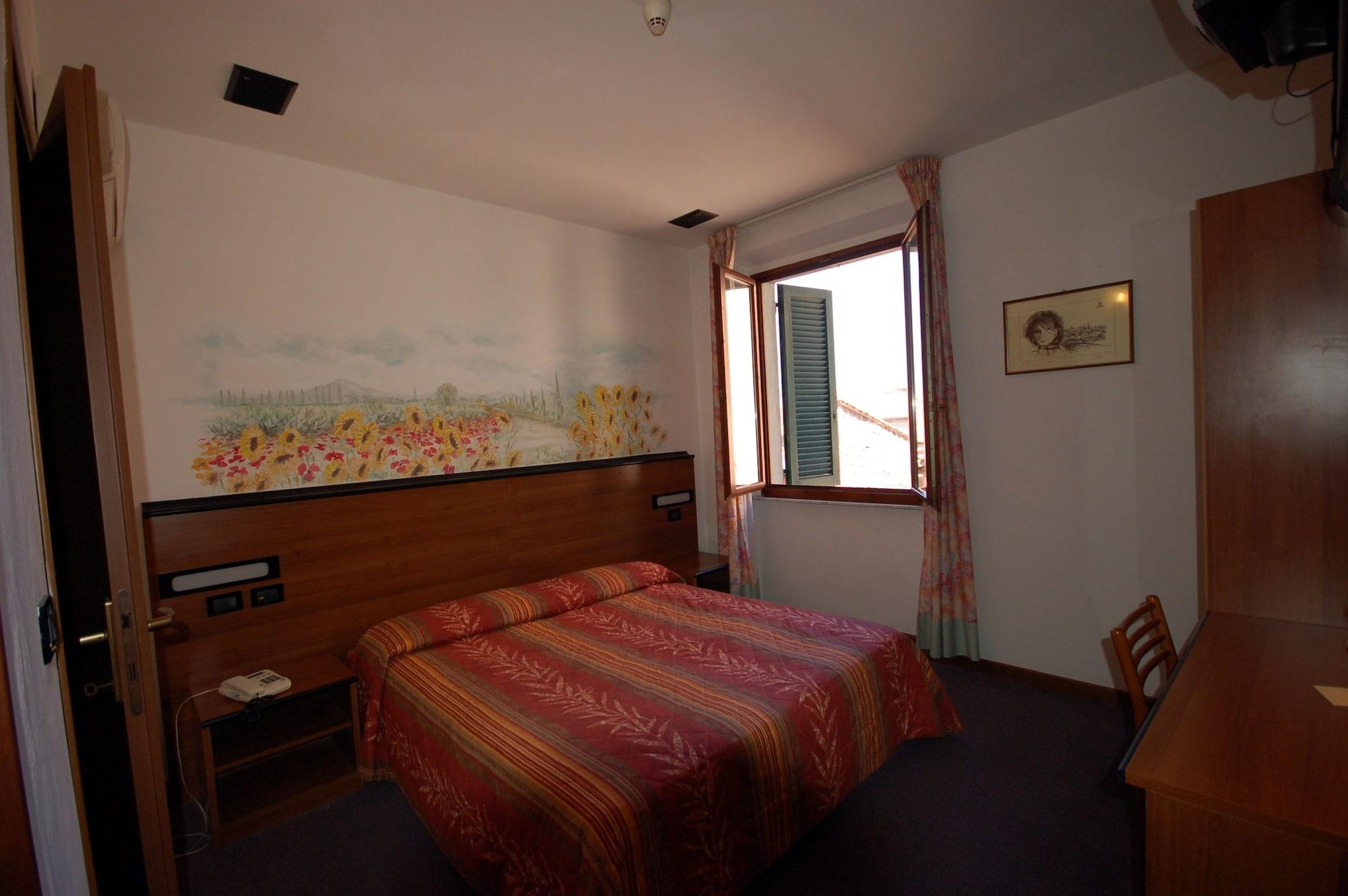 Hotel Leonardo Pisa Esterno foto