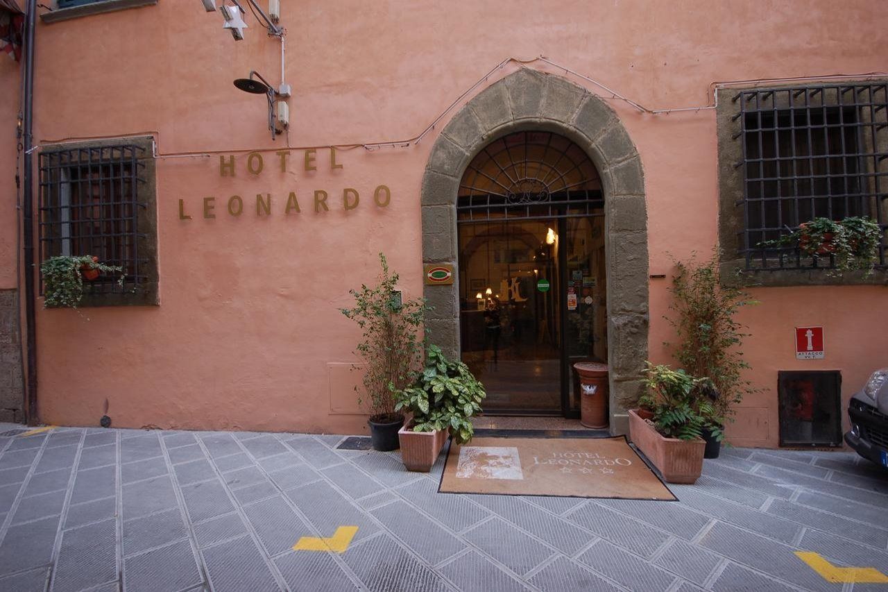 Hotel Leonardo Pisa Esterno foto